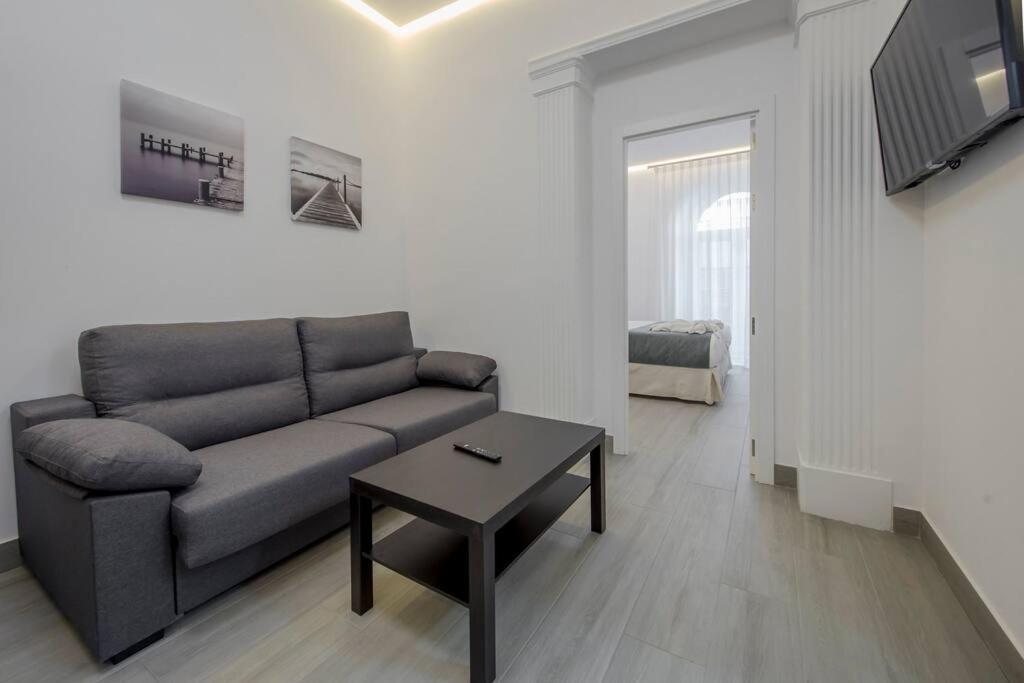Suara Apartamentos 2 Μαδρίτη Εξωτερικό φωτογραφία
