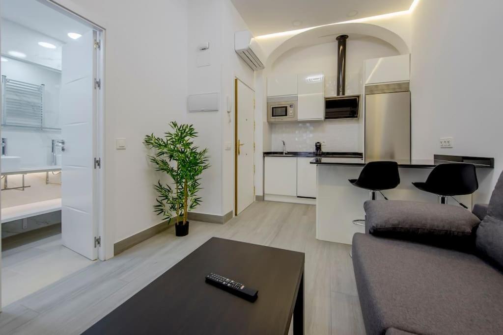 Suara Apartamentos 2 Μαδρίτη Εξωτερικό φωτογραφία